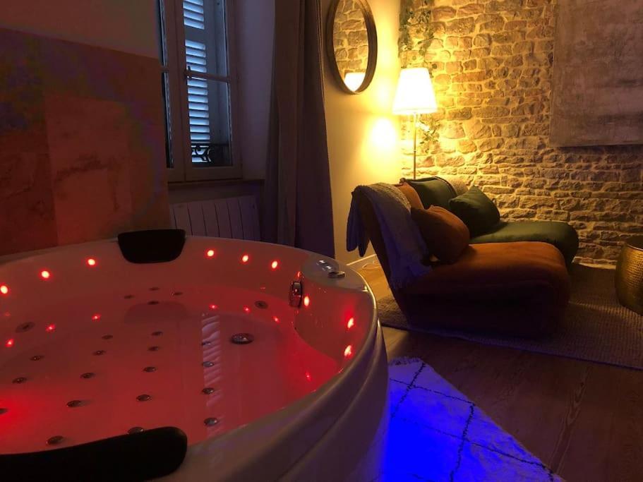Detente Centre Historique De Macon Avec Spa Et Cine Εξωτερικό φωτογραφία